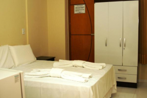 Отель Hotel Columbia  Луис Эдуардо Магальес